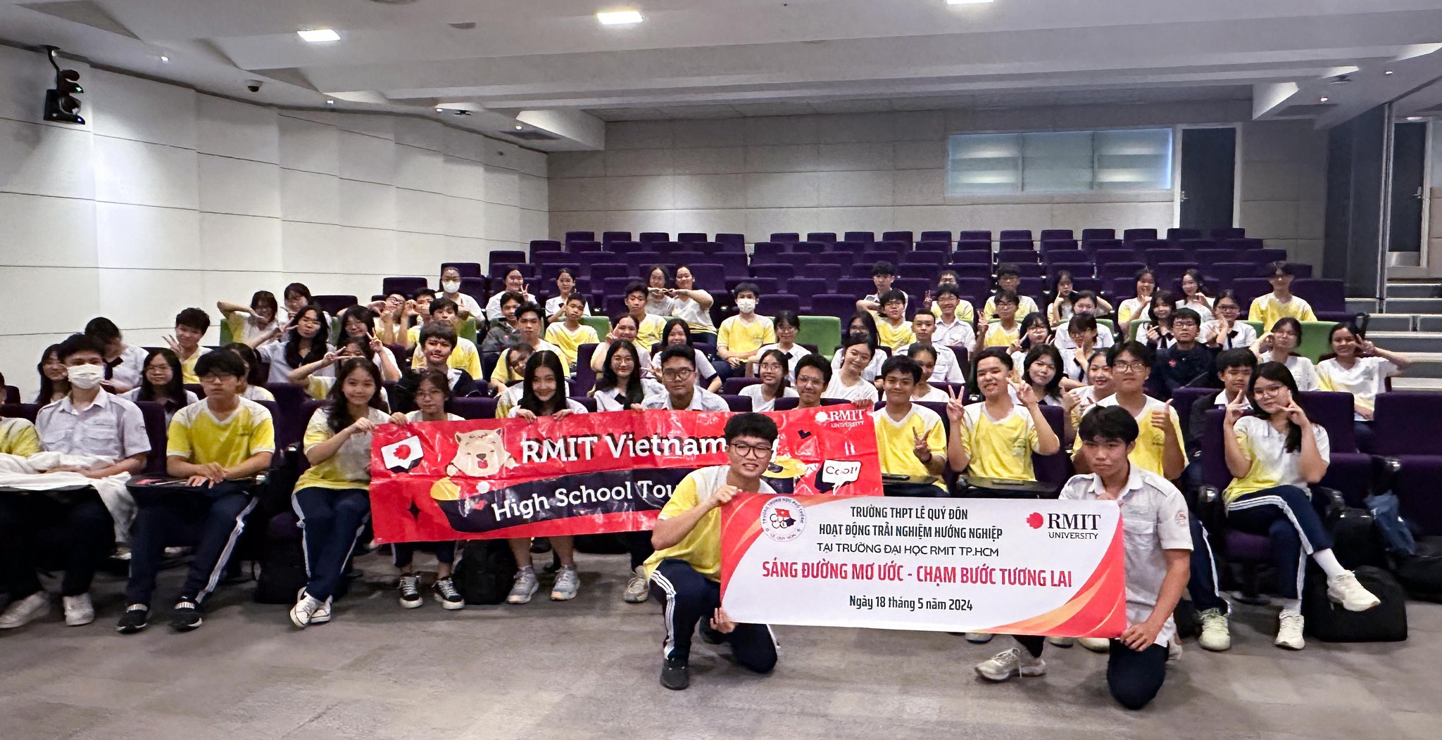 Hoạt động trải nghiệm hướng nghiệp tháng 05 Sáng đường mơ ước - Chạm bước tương lai