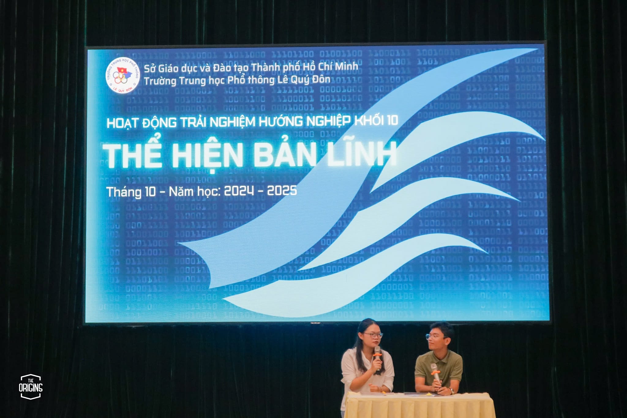 Hoạt động trải nghiệm tháng 10 “Thể hiện bản lĩnh - Bước chân đầu tiên để chinh phục tương lai" K10