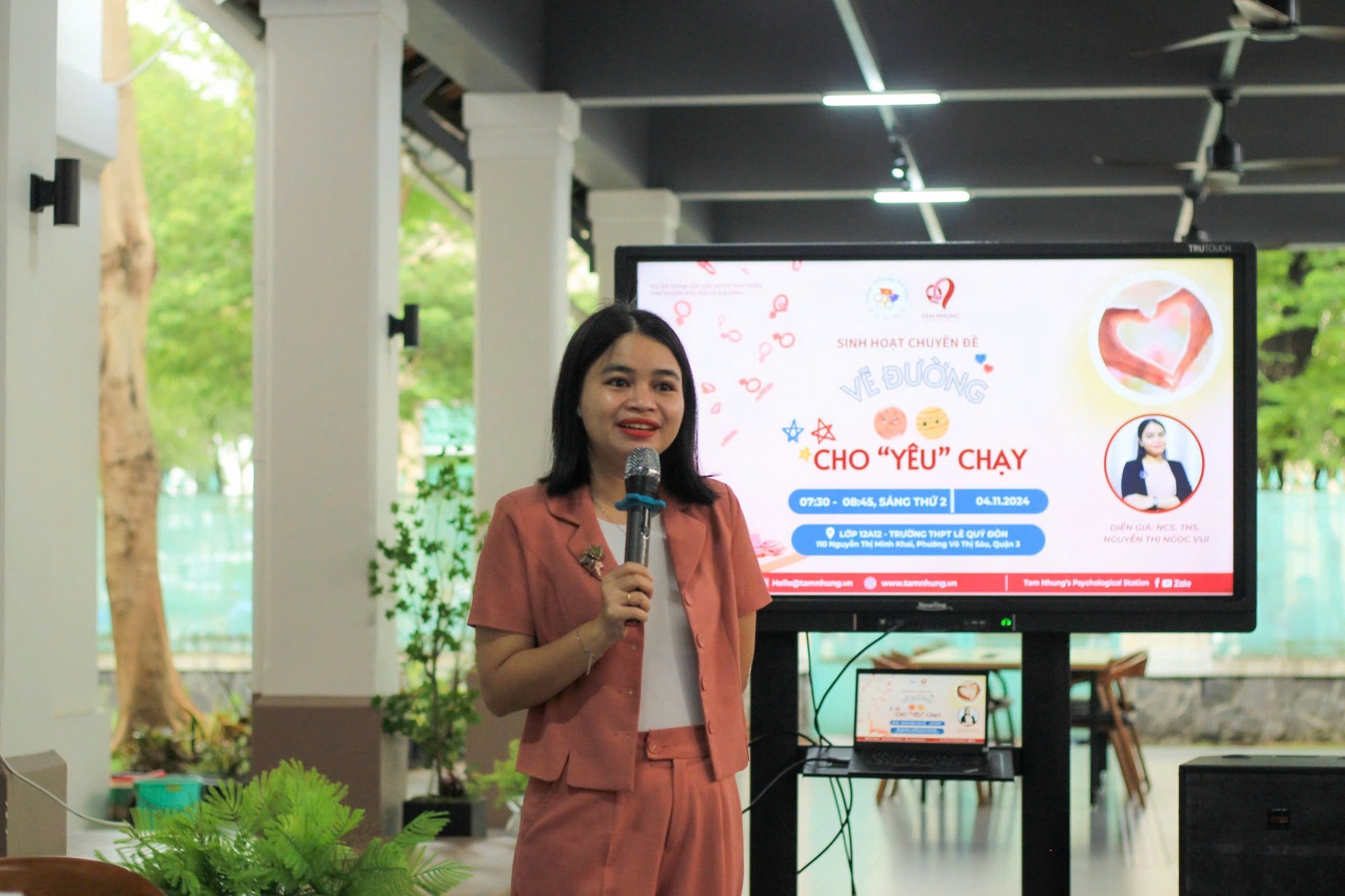 Tiết sinh hoạt đặt biệt